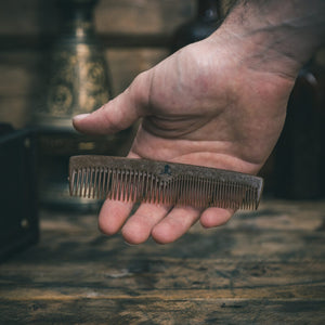 Bluebeards Revenge Liquid Wood Beard & Mo’ Comb