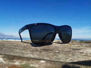 DUBERY D002 Polarised Sunglasses - Gloss Black